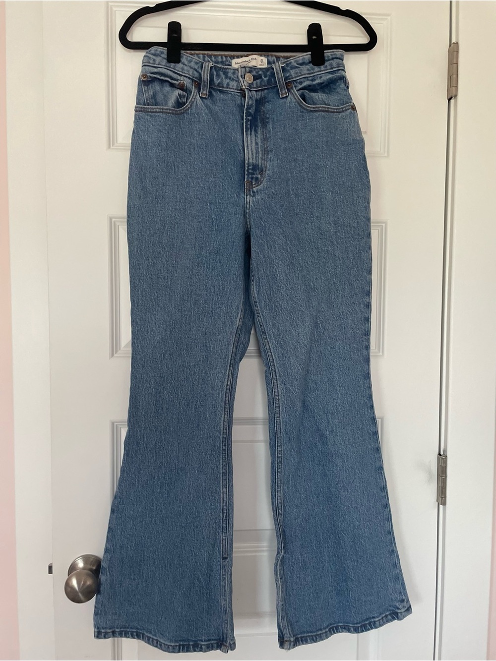 Abercrombie Vintage High-Rise Flare Curve Love Jeans, size 4 short